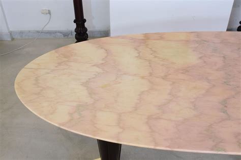 Italian Midcentury Big Oval Marble Dining Table, 1950s For Sale at 1stDibs