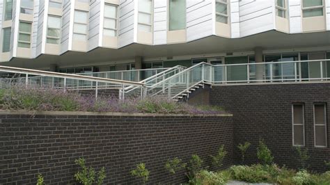 Mercer Court Apartments - University of Washington - Mutual Materials