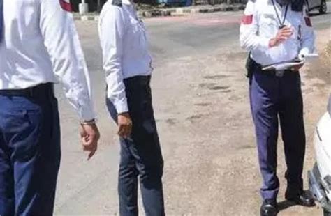 खुद को ट्रैफिक पुलिस बताकर लूट लिए 50 लाख रुपये, दिल्ली में हुई ये ...