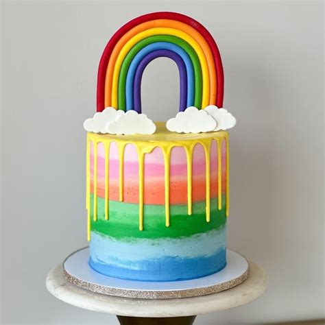 Rainbow Fantasy Cake – Bakeido