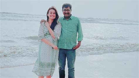 IAS officer Tina Dabi and husband Pradeep Gawande’s beach vacay pics ...