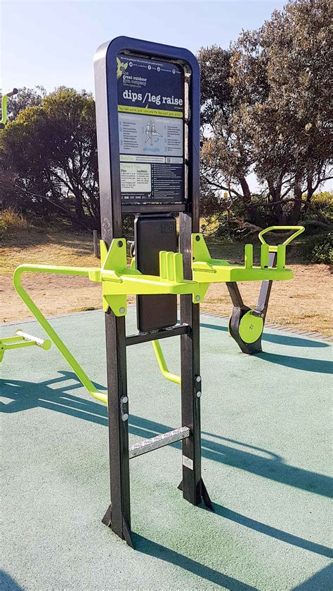 Burrows Park Sportsfield 的图像结果