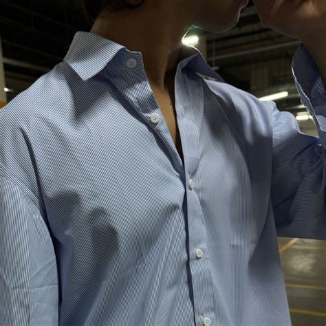 BASIC BLUE CROPPED SHIRT – TURNT UP CLOTHING
