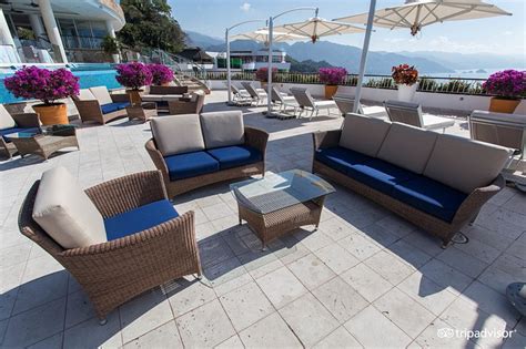 Grand Miramar All Luxury Suites & Residences Pool: Pictures & Reviews ...