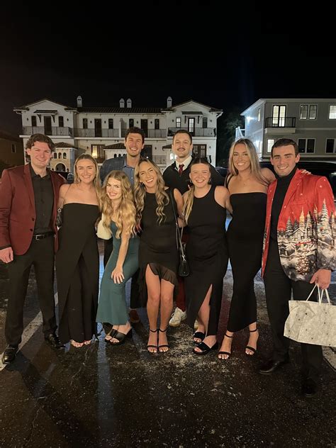 Maddie McDaniel on LinkedIn: Happy Holidays from Dexian Jax! So ...