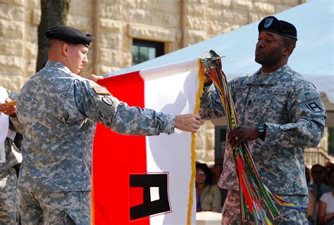 First Army uncases colors at Rock Island Arsenal | Article | The United ...