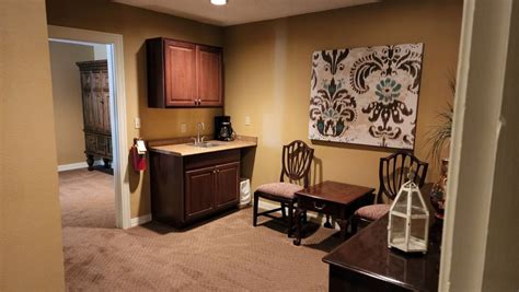 Virtual Tour | Combest Family Funeral Homes & Crematory