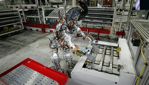 Tesla Factory Robots 的图像结果