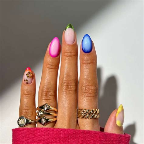 22 Chrome Nail Ideas You'll Want to Wear in May