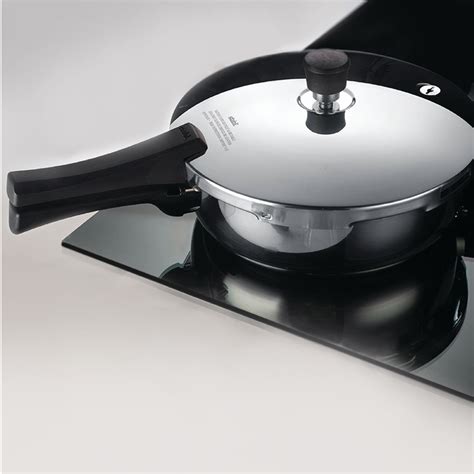 What is an Induction Cooker & How does it work? | Stahl Kitchens