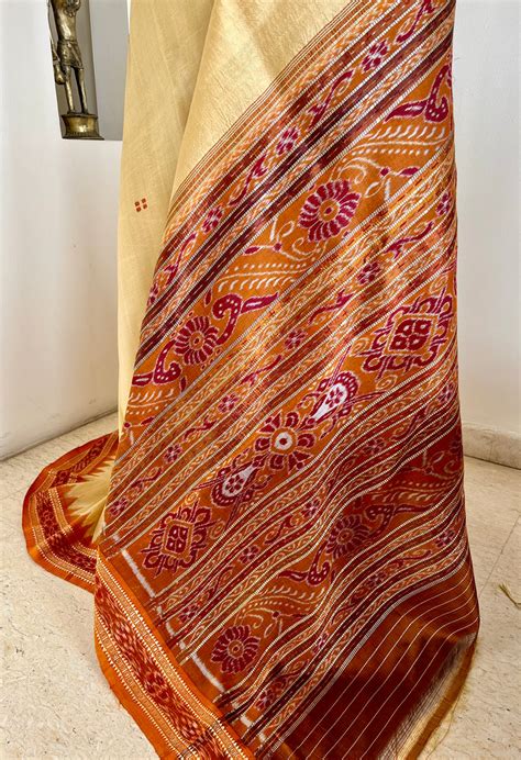 RUPALIKA – BEIGE AND BROWN KHANDUA TUSSAR WITH BANDHA AANCHAL – MOS ...