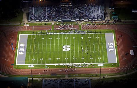 HOW LONG IS A FOOTBALL FIELD IN FEET INCLUDING END ZONE?