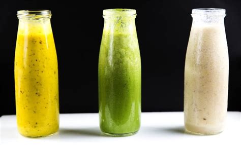 Creamy Mango Coconut Smoothie @ Artsy | LBB