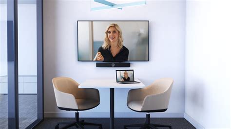 Poly Studio Review 的图像结果