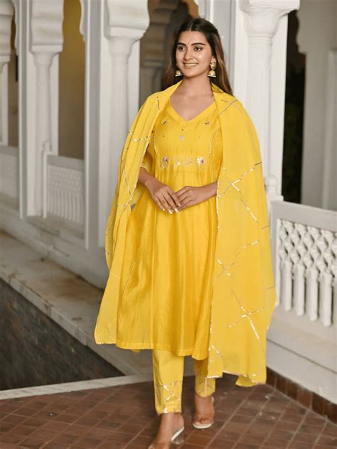 Gotta Chanderi Yellow Women Kurta Set - Stylish Ethnic Wear – Charkha Tales