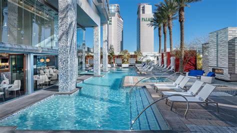 Palms Place Las Vegas | Luxury All-Suite Hotel Near the Strip