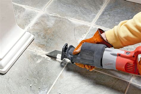 Tiling Skills, Tips and Techniques | Family Handyman