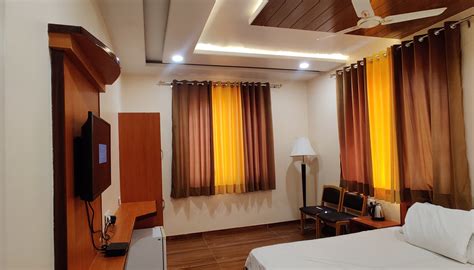 SHRI GANESHAM RESORT AND WATER PARK (Hindaun) - Specialty Hotel Reviews ...