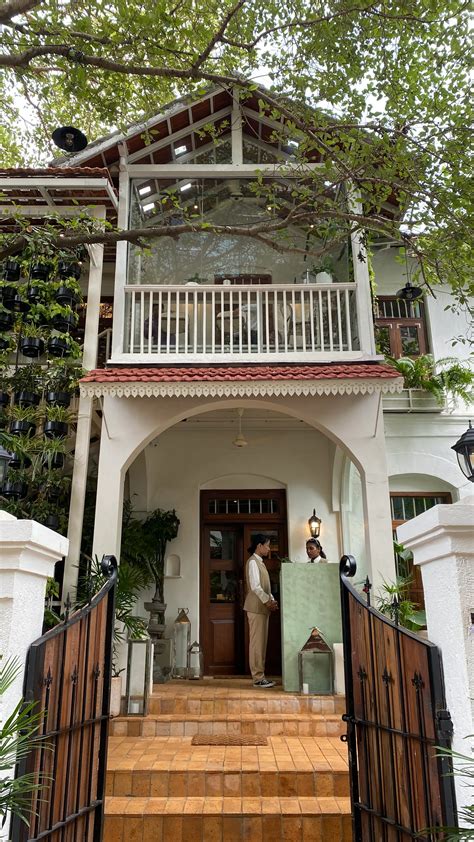 Paashh, Pali Hill, Bandra West, Mumbai | Zomato