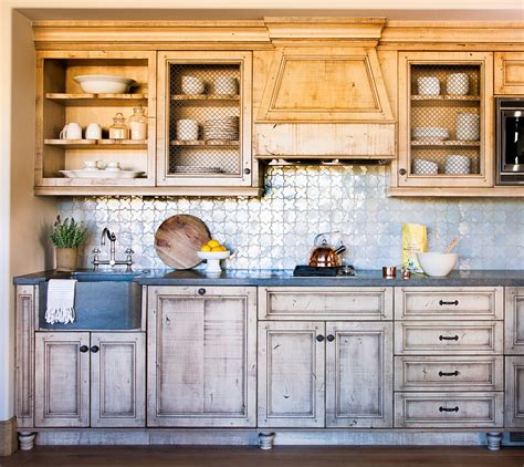 13 Rustic Kitchen Cabinet Ideas