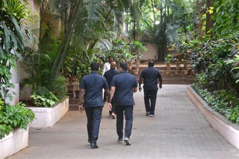 Ponzi scam: Central Crime Branch raids Gali Janardhana Reddy's ...