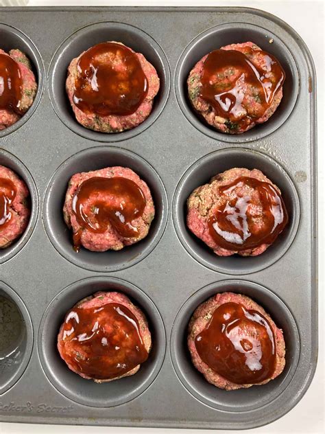 Muffin Tin Meatloaf {Freezer Friendly, Gluten Free}