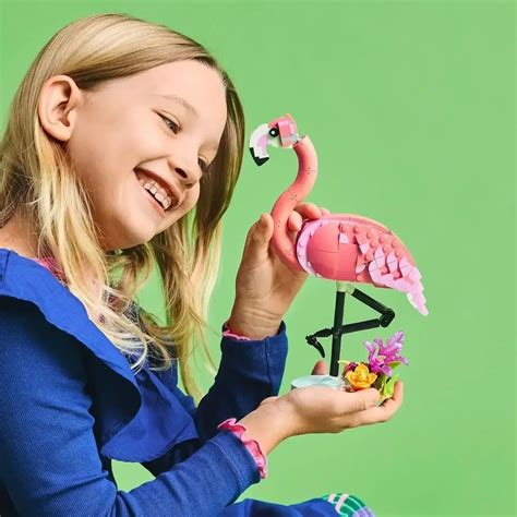 LEGO Creator 3in1 Wild Animals: Pink Flamingo Playset (31170 ...