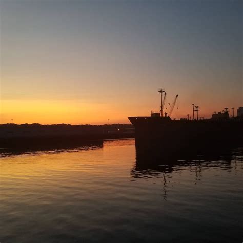 Twilight Hudson River Cruise with Narration - Dutch Apple Cruises ...