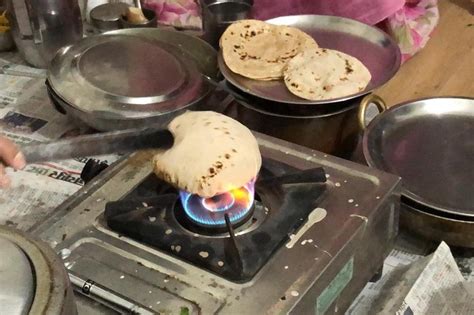 2023 Cooking class & meal (Indian Food) with local family in Jaipur.