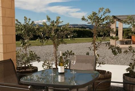 TEVIOT VIEW ACCOMMODATION (Amberley) - Guesthouse Reviews, Photos, Rate ...