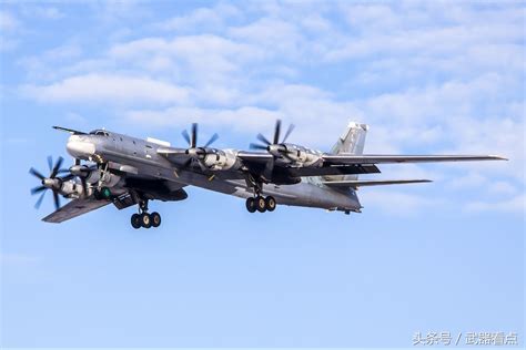 美韩军演进行时 俄战略轰炸机首次在南太平洋巡逻|空军基地|军舰|战机_新浪新闻