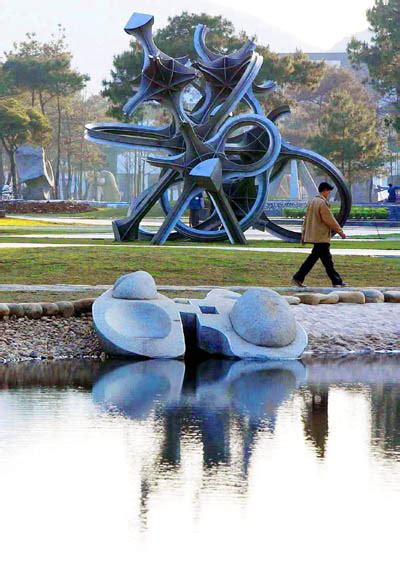 组图：桂林建成大型国际雕塑园