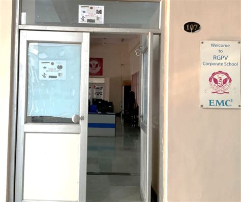 Rajiv Gandhi Proudyogiki Vishwavidyalaya