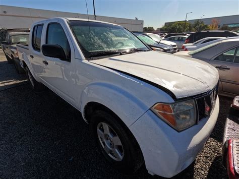 NISSAN FRONTIER 2005 T