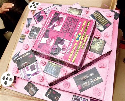 Amitabh Bachchan’s 74th birthday celebrations: Selfies, bouquets and a ...