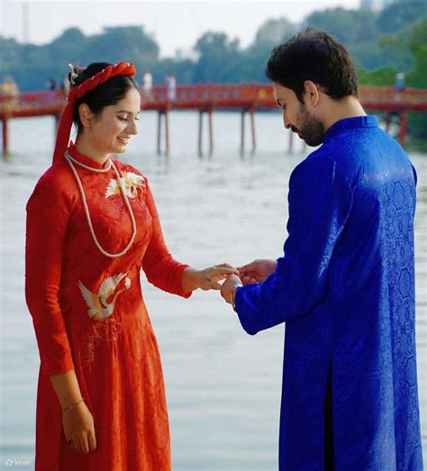 Ao Dai Rental & Professional Photoshoot in Hanoi Old Quarter - Klook India