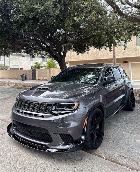 Luxury World (@Luxury_WorId) on Twitter | Jeep cars, Jeep srt8, Dream cars jeep