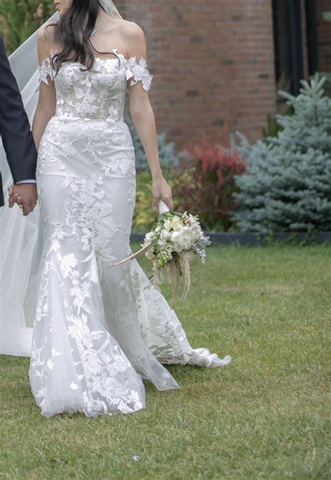 Monique Lhuillier Willow Wedding Dress Save 60% - Stillwhite