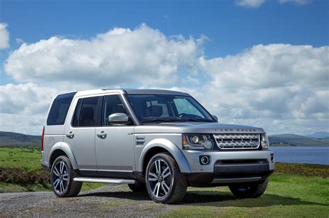 2015 Land Rover LR4 Adds New Colors, Smartphone Link - Automobile