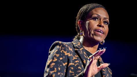 El libro "The Look" de Michelle Obama pretende reivindicar su narrativa ...