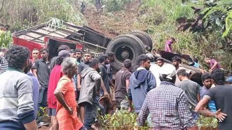 Bus Accident In Sri Lanka: શ્રીલંકામાં પહાડી વિસ્તારમાં થયો ભીષણ બસ ...