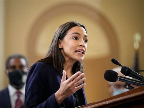 AOC Politician 的图像结果