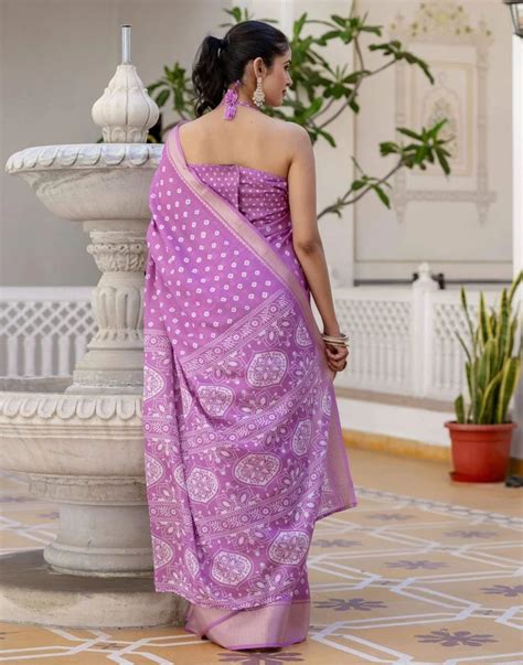 Buy Sarees Online – Silk, Satin & Designer Sarees | Fulari