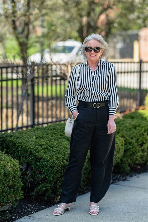 2 Ways to Wear Black Linen Pants - Dressed for My Day