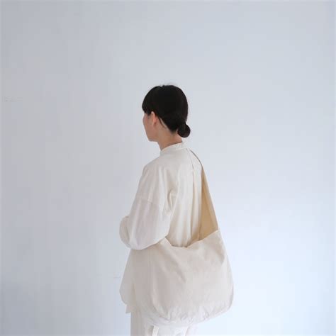 what is there / cotton horse cloth drop shoulder bag（ natural ） | what ...