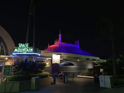 Guide to Space Mountain at Magic Kingdom