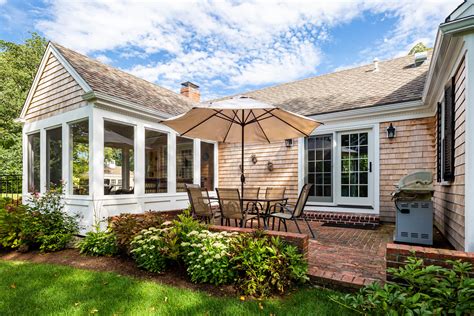 Cape Style House With Porch at Jeremy Burris blog