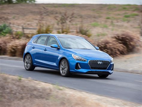 Fotos de Hyundai Elantra GT Sport 2017