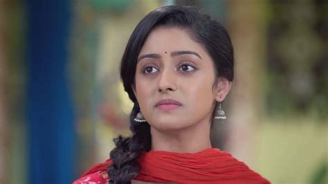 Parineeta TV Serial Online - Watch Tomorrow's Episode Before TV on ZEE5