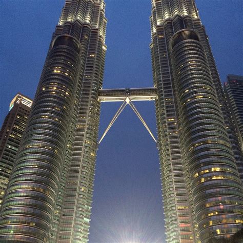 KLCC - BUKIT BINTANG PEDESTRIAN WALKWAY (2025) All You Need to Know ...